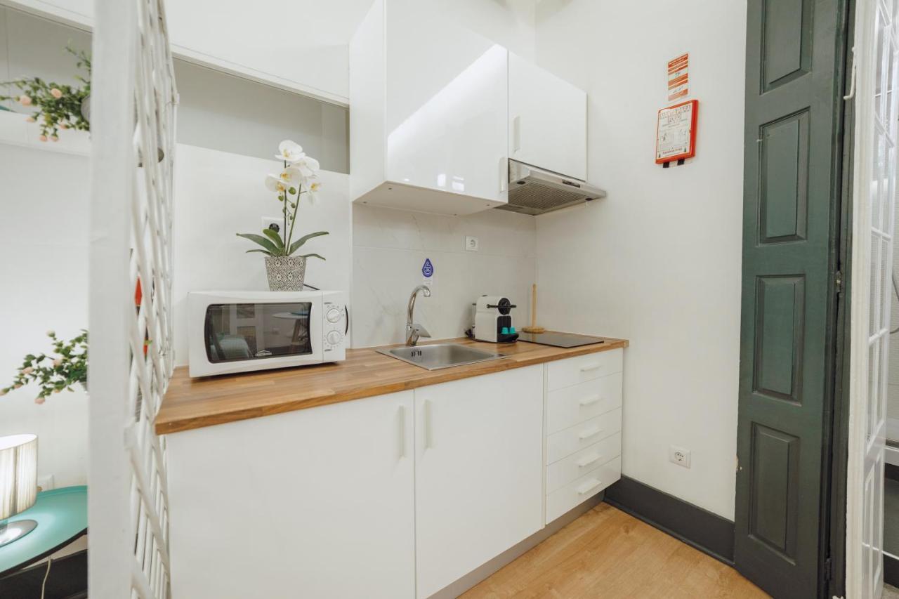 Papa'S Cedofeita Studio Apartments ポルト エクステリア 写真