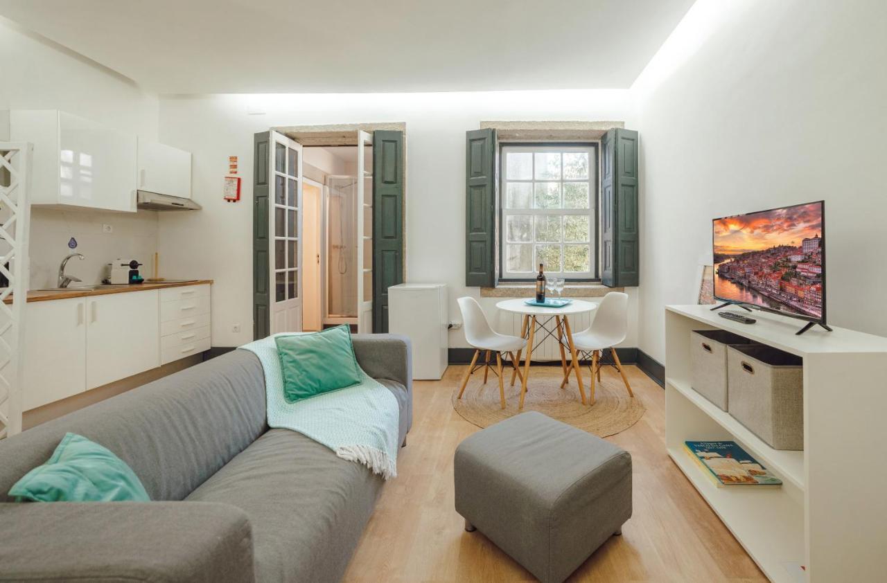 Papa'S Cedofeita Studio Apartments ポルト エクステリア 写真