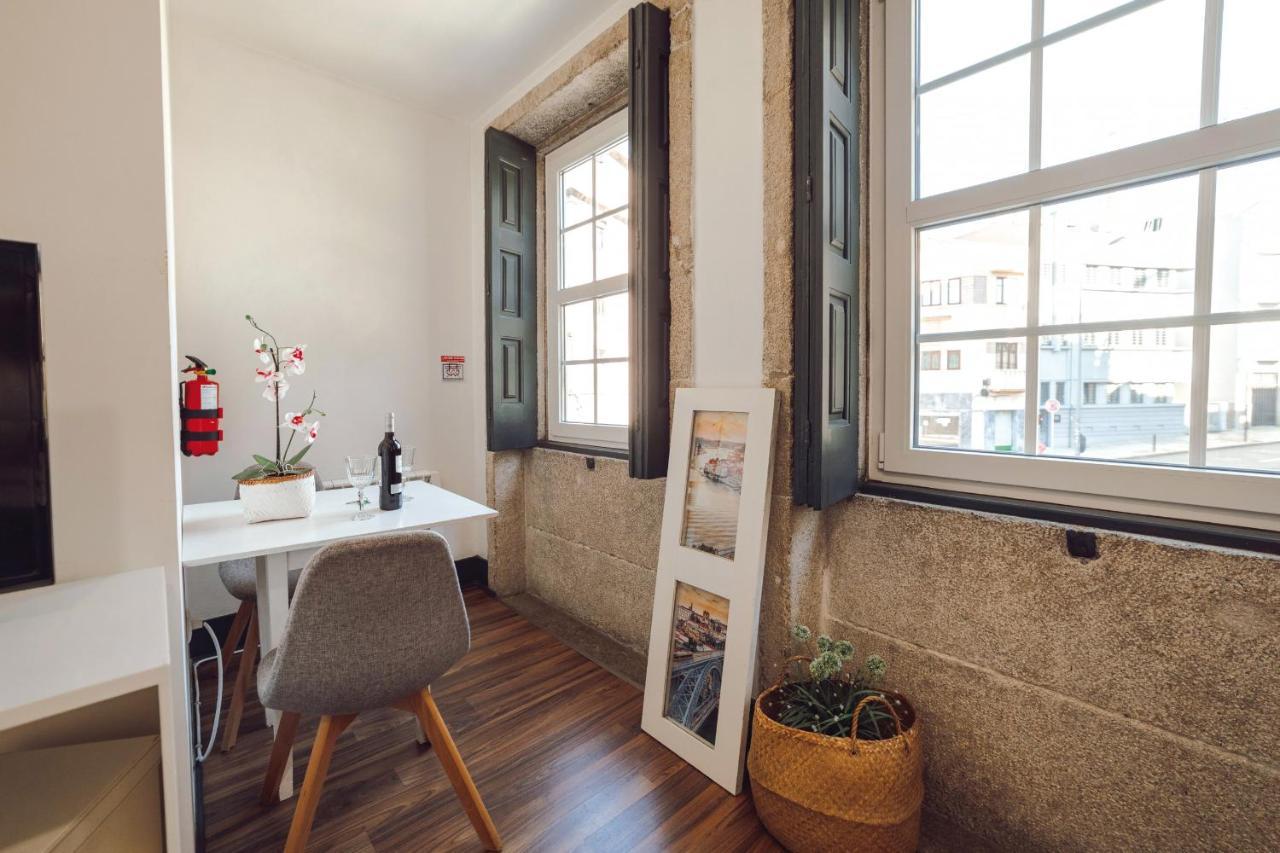 Papa'S Cedofeita Studio Apartments ポルト エクステリア 写真